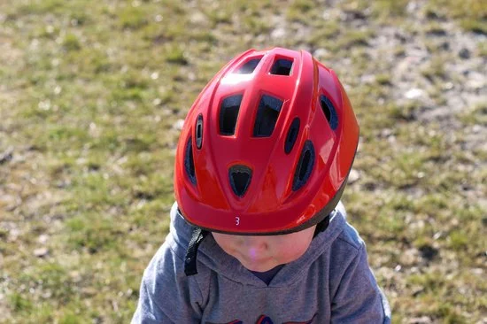 BBB Cycling Boogy Fietshelm - Kind - Maat S - Glanzend Rood - BHE-37 7 BBB Cycling Boogy Fietshelm - Kind - Maat S - Glanzend Rood - BHE-37 - Afbeelding 7