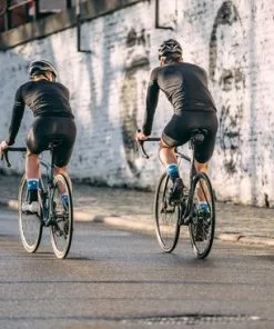 Watts In A Box Fietssokken - Disconnecting From The Cloud - Maat S/M (38-42) - All-season -Fietsen-accessoires Verkoopwinkel 550x366 190