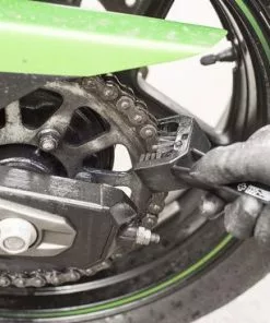 Muc-Off Chain Cleaning Brush Kettingborstel Fiets & Motor -Fietsen-accessoires Verkoopwinkel 550x367 26